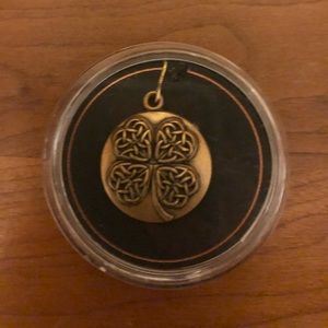 Alex and Ani four leaf clover chain station charm